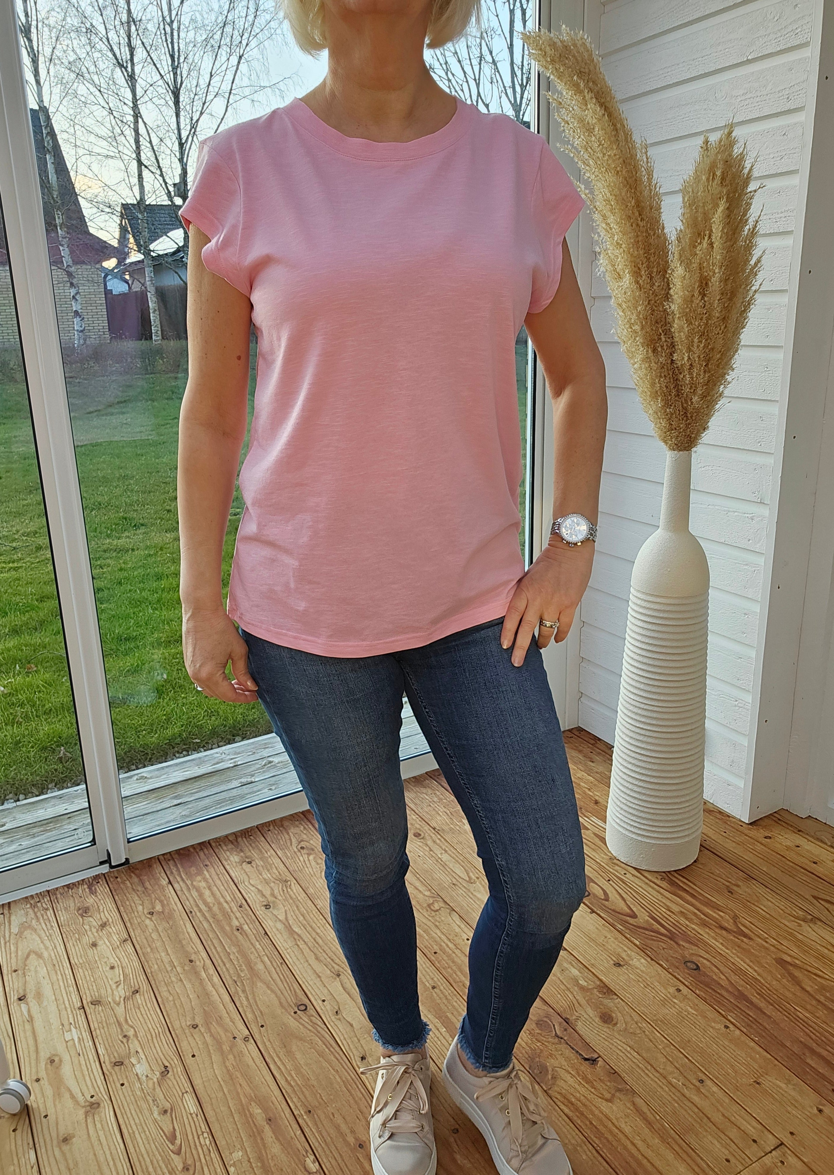 CCH Kajsa Rosa – WIHOV DESIGN