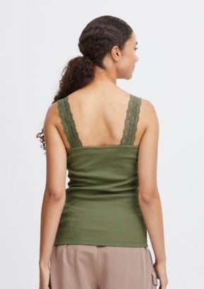 Bypalva lace top, oliv