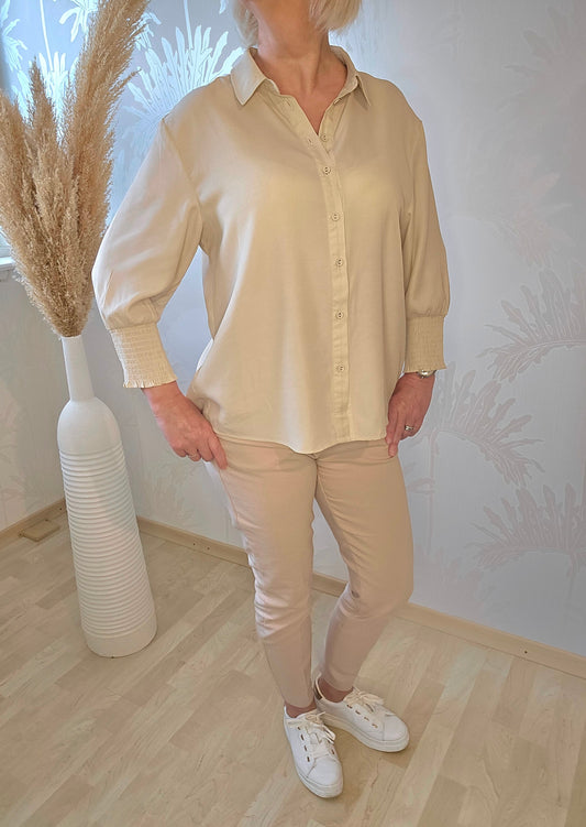 CRNola Shirt Oatmeal