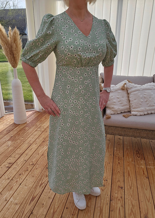 Byibano dress